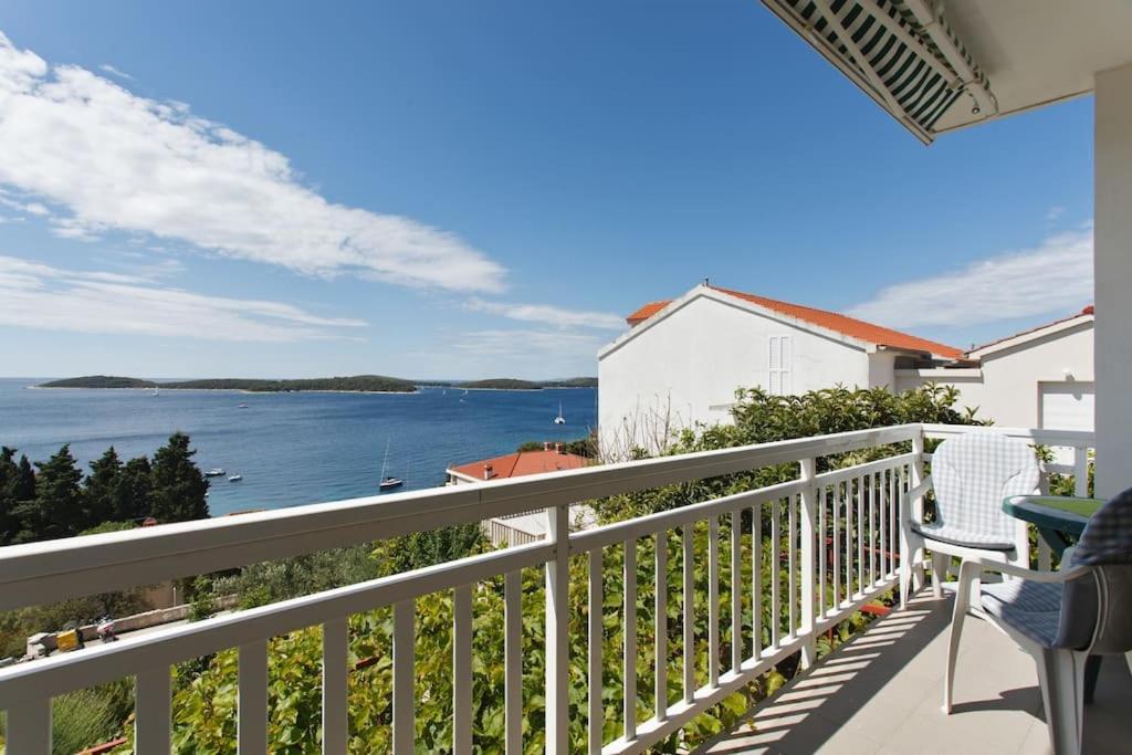 Apartment Stefani Hvar Town Exterior photo